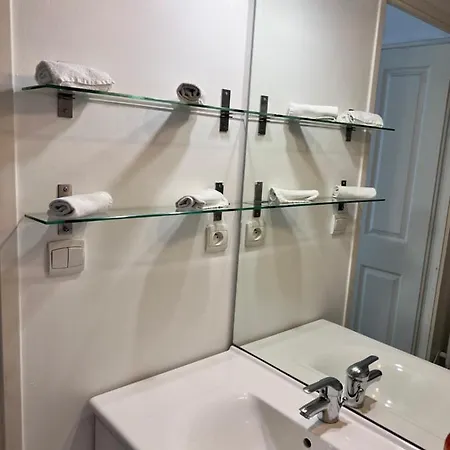 아파트 Apparemment 2 Chambres 8 Couchages En Duplex 리옹
